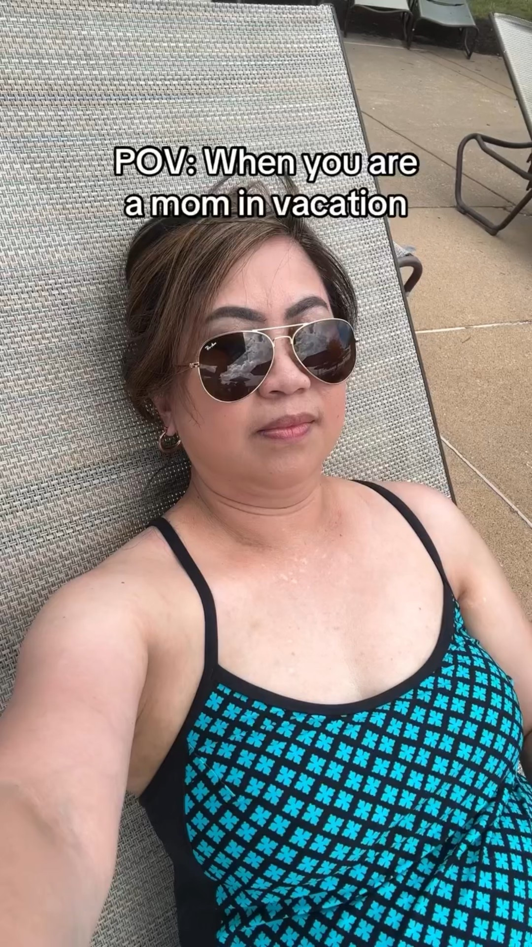 No I don’t … Im in vacation 😂

•
#mumcomedy #momedy #simplypetiteray #lifewithkids #funnymom #relatablemom