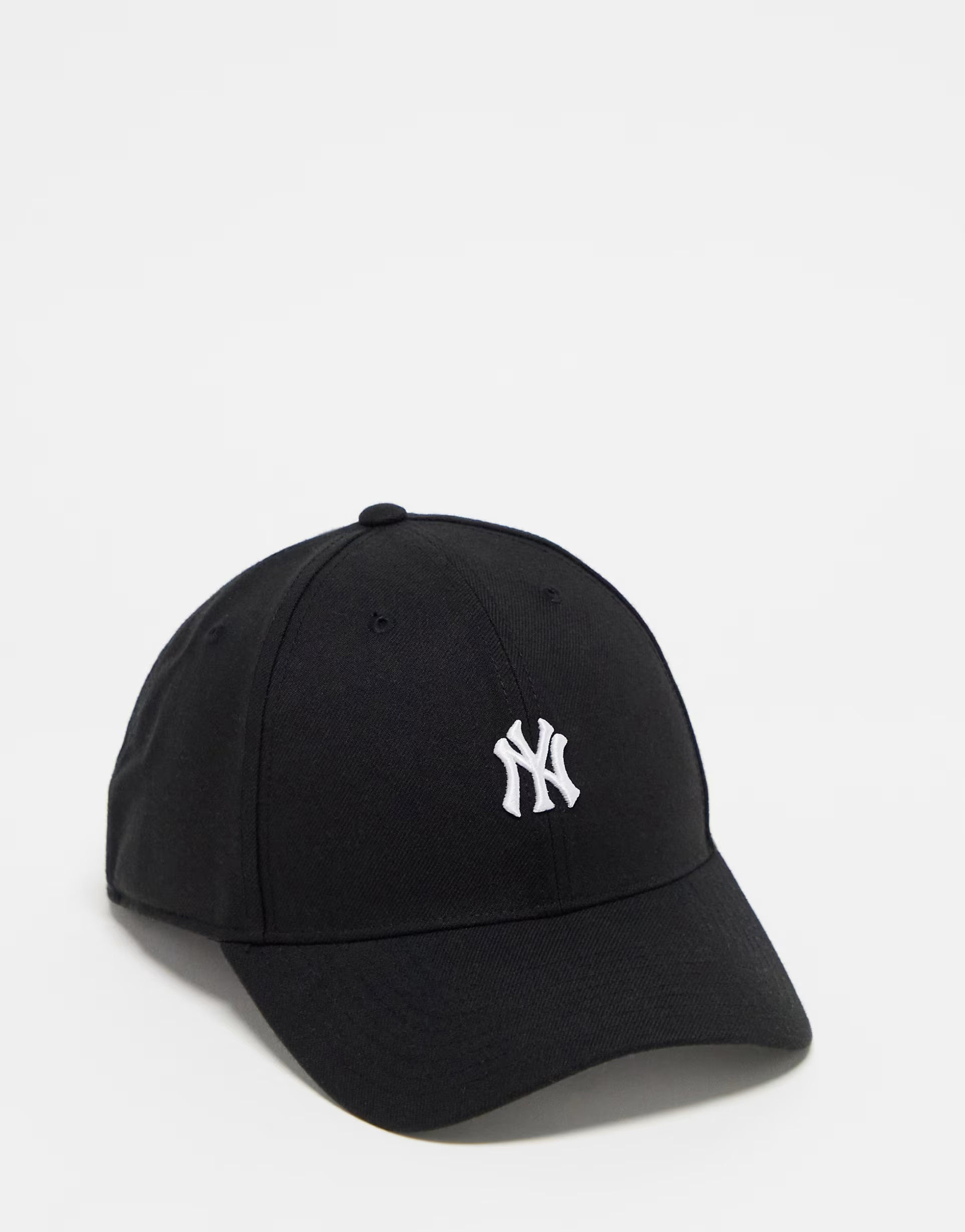 47 Brand MLB NY Yankees mini logo cap in black | ASOS | ASOS (Global)