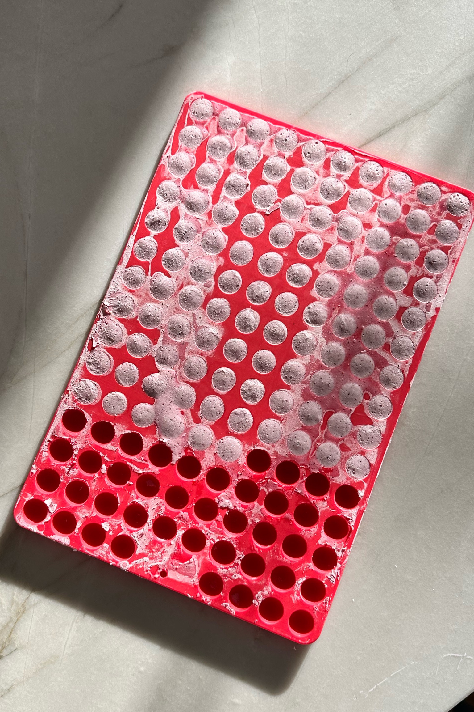 yogurt melts mold, comes with a scraper to spread easily 

#LTKKids #LTKBaby #LTKHome