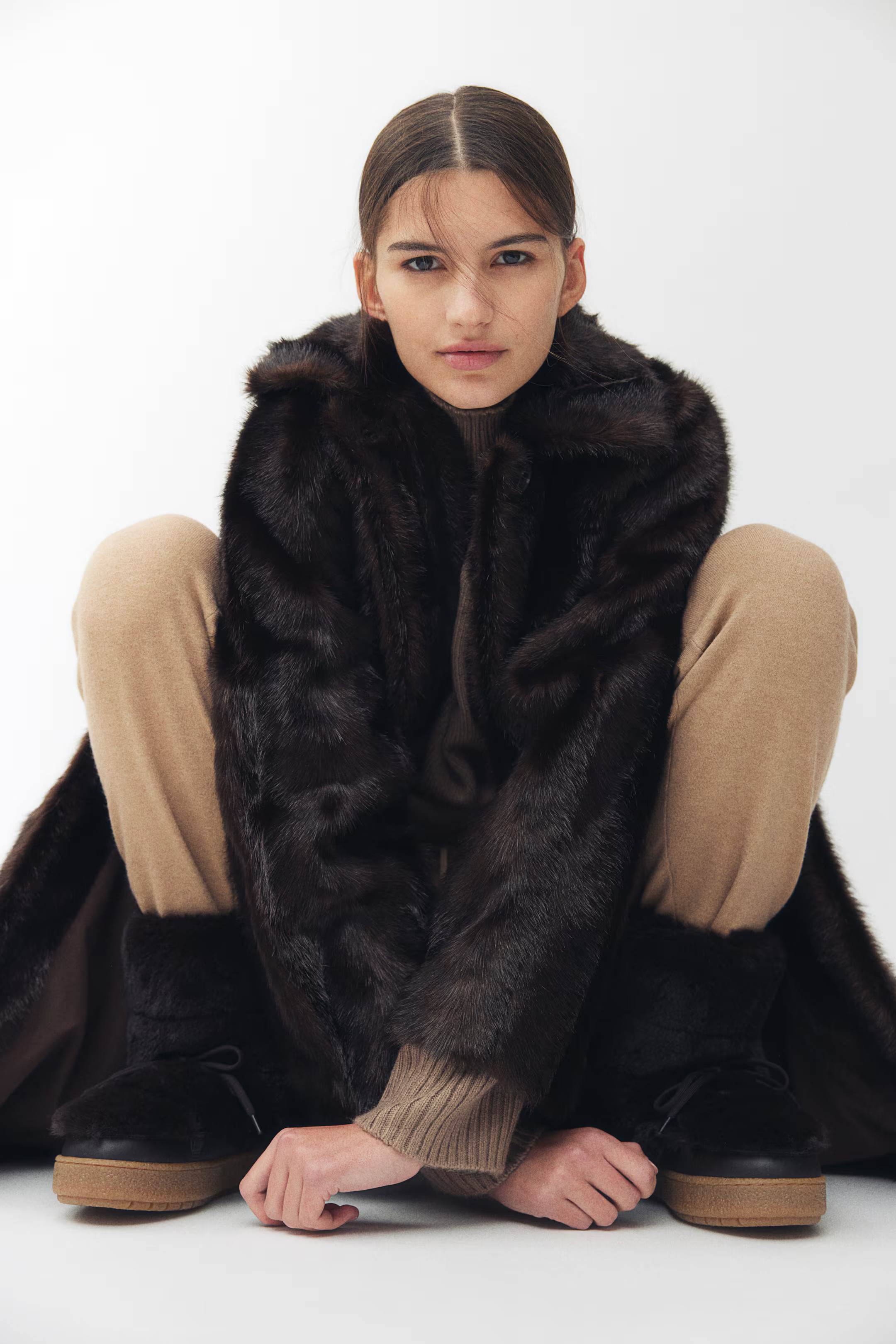 Fluffy warm-lined boots - Dark brown - Ladies | H&M GB | H&M (UK, MY, IN, SG, PH, TW, HK)