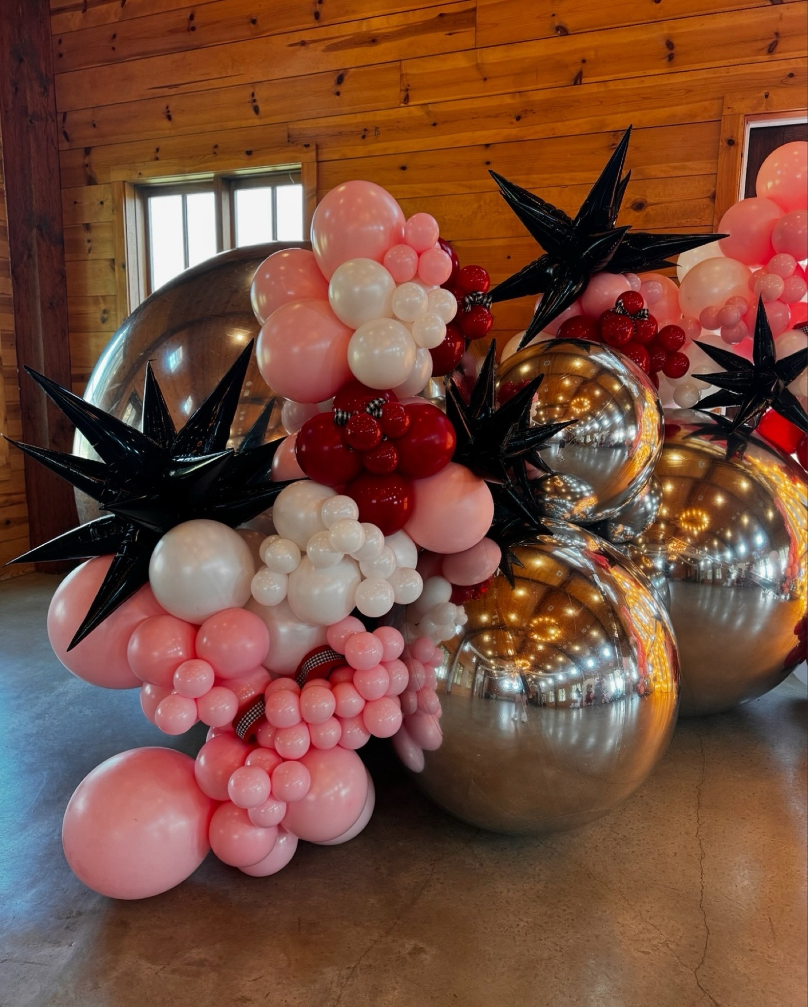 Grad Party Balloon Setup 💕💥

Inquire for your next event at Landpartyrentals.com or recreate at home with these picks! 

Parties  graduation parties  grad parties  balloons  party decor  parties  landpartyrentals 

#LTKParties #LTKFamily #LTKHome