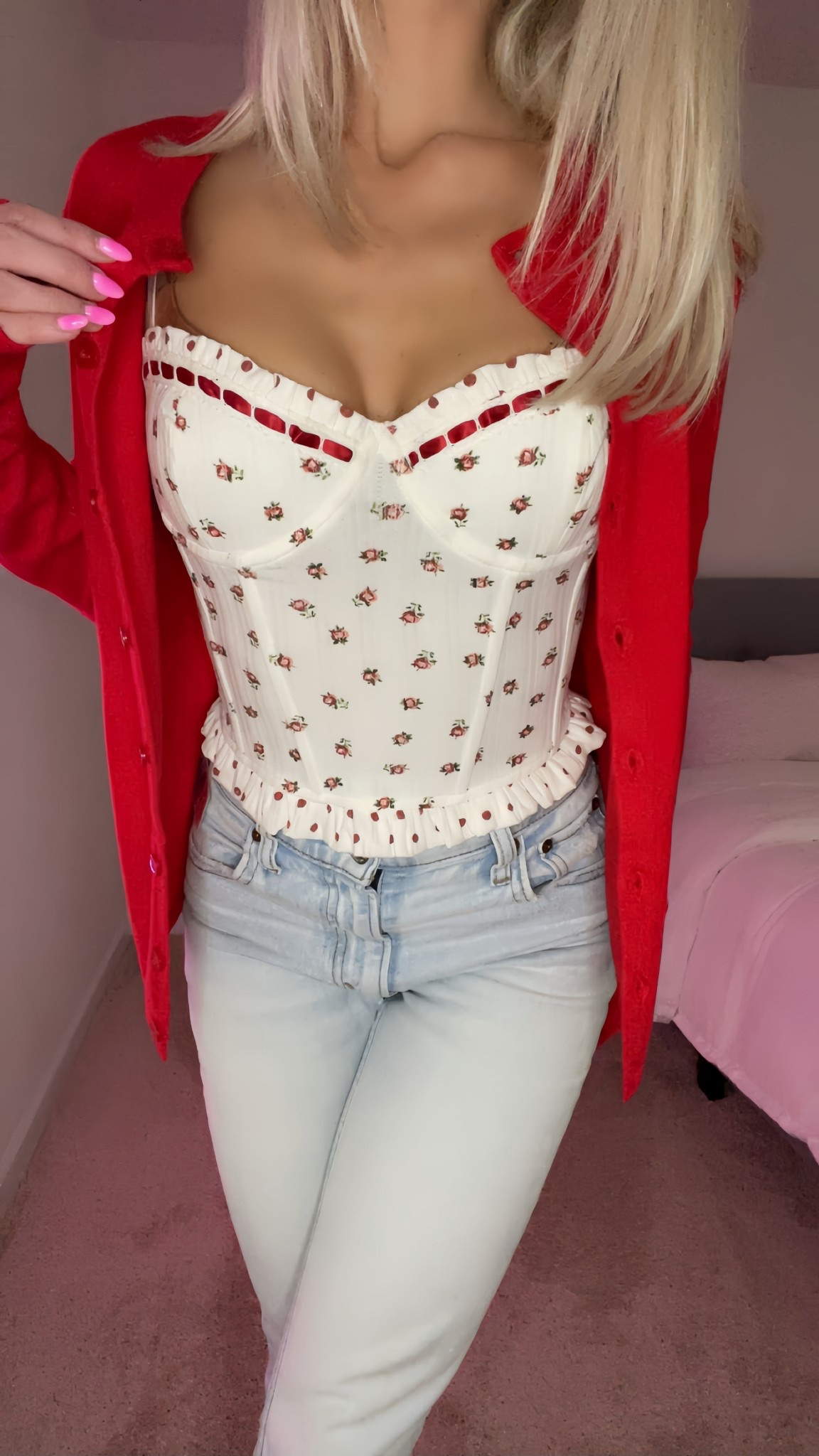 POV: you’re in your soft girl era ✨
Delicate fabrics, girly prints & flattering silhouettes. This outfit will make you feel like THAT GIRL.
Wearing XS top & cardigan

girly outfits, cute outfits, outfit ideas

#LTKU #LTKootd #LTKPetite