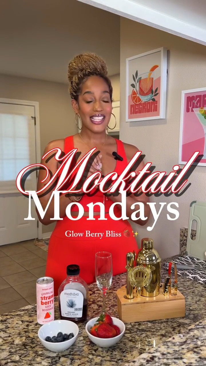 ✨ Glow Berry Bliss ✨

Mocktail Monday  has officially entered the chat 💅🏽

We’re sipping our skincare today besties 🍓💧
Packed with antioxidants and vitamin C — this berry beauty isn’t just delicious, it’s good for your glow too!✨

🫐🍓 Save this recipe and tag your skincare bestie!

Ingredients:
1/2 cup of strawberries 🍓 
1/4 cup of blueberries 🫐 
1 tsp of agave or honey 🍯 
1 tbsp of lemon juice 🍋 
Sparkling water & Ice 🧊 

•Muddle berries in a shaker with lemon juice and honey

• Add ice and shake well

•Strain into glass and top with sparkling water 

•Garnish with fruit of your choice 

#MocktailMonday #GlowBerryBliss #SkincareMocktails #BeautyFromWithin #GlowingSkinDrinks #SelfCareSip #BerryGlow #HealthySkinHabits #BeautyLifestyleCreator #AntioxidantBoost #DrinkYourGlow #CleanBeautySip #UGCcreator #SelfCareRoutine #SkinLovingDrinks

#LTKParties #LTKHome #LTKFindsUnder50