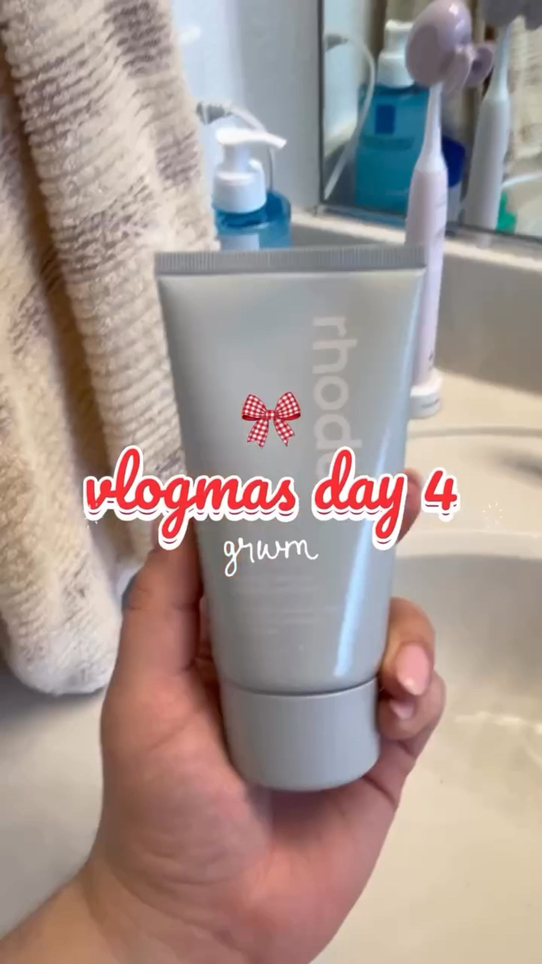 GRWM for work! Vlogmas day 4! I didn’t have enough clips for day 3! So sorry! 

My Christmas pajamas are from @walmart ! They are linked in my LTK! 🤍❤️ @medicube_global_official @rhode @larocheposayusa @byoma @brumate @cleanskinclub @primallypure @chobani 

#vlogmas #vlog #trending #christmas #lifestyle #reels #lifestyleblogger #grwm