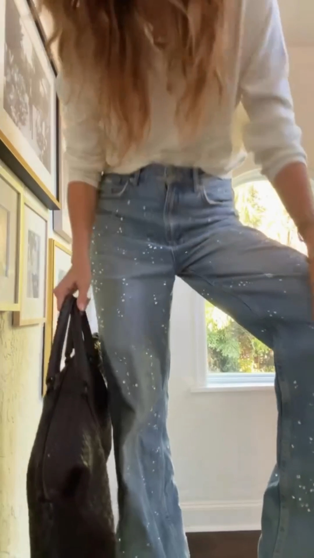 Today’s store outfit 🤭❤️ comment JEANS and I’ll send you the link to my favorite sparkle jeans Come visit the store at 332 Miracle Mile or shop online with the link in bio! DM me for questions 🥰 #SmallBusiness #christmasinspojoyby #joyby #christmasinspo #christmasdecor