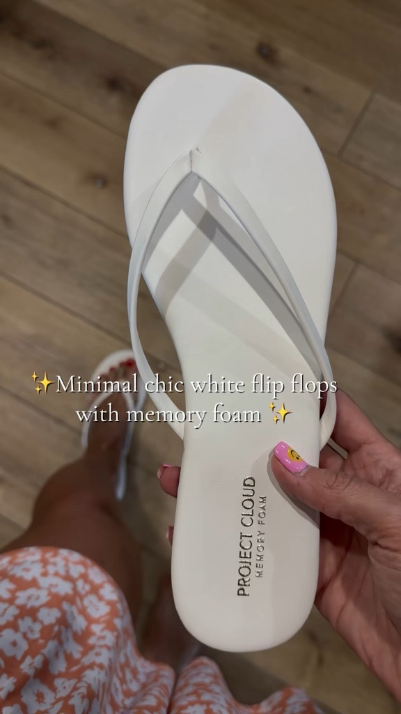 Minimal chic white flip flops with memory foam - project cloud TTS

#LTKmomlife #LTKootd #LTKSeasonal