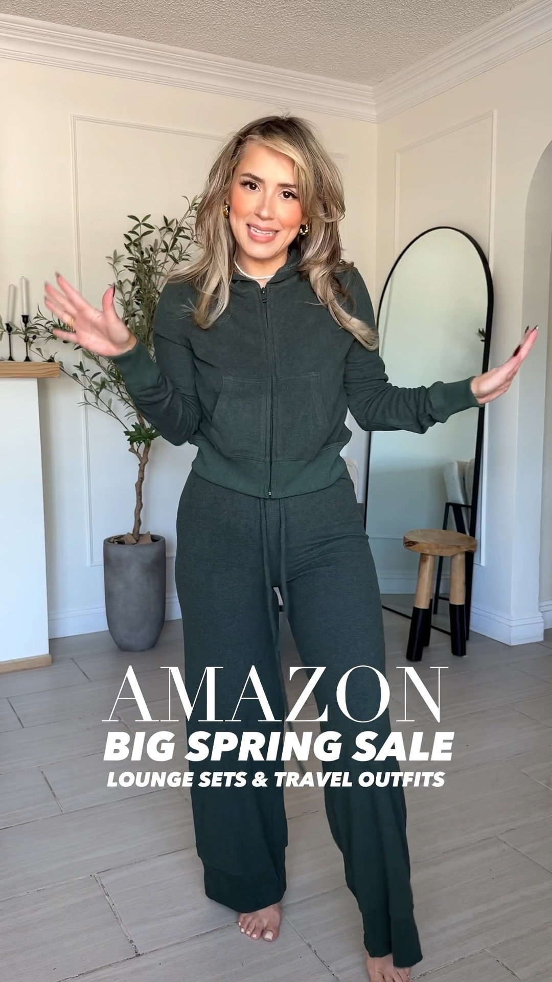 Amazon Travel Looks 🙌🏼🤝 ON SALE

✔️small in ALL sets
✔️small in coats
✔️exact boots are Ugg by Koolaburra (they run SMALL; size 1 whole size up) 
✔️ I linked the pant version of the two-piece cotton matching set with the fold over shorts. These are Cotton matching sets that are so comfortable and super stretchy.



#LTKSaleAlert #LTKU #LTKStyleTip