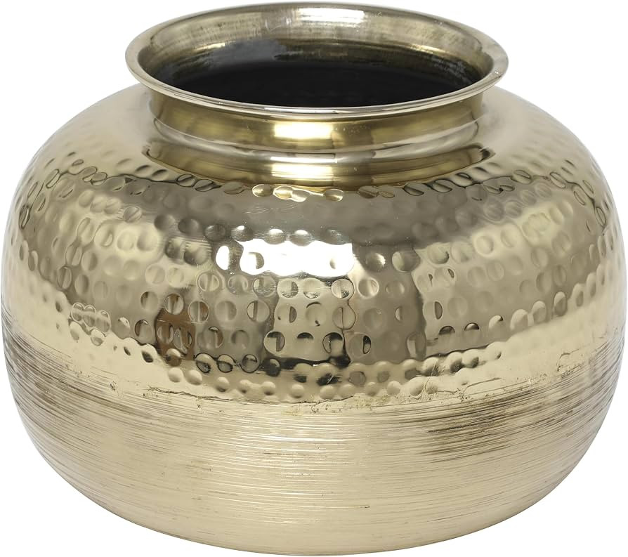 Deco 79 Aluminum Metal Decorative Vase Brushed Centerpiece Vase with Hammered Top, Flower Vase fo... | Amazon (US)