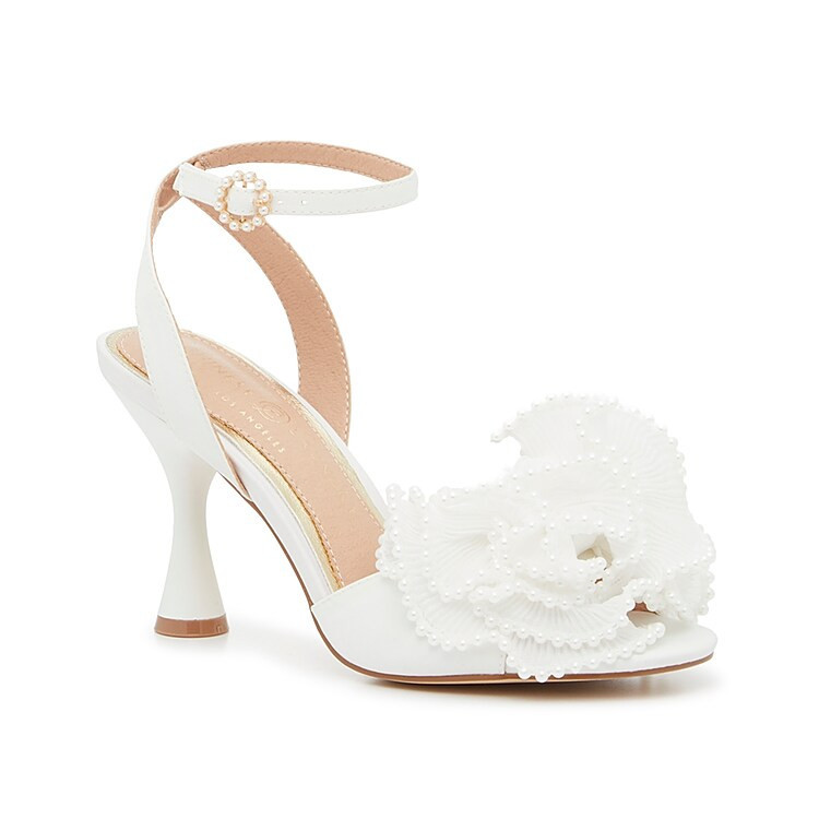 Chinese Laundry Jovie Sandal | Women's | White | Size 7.5 | Heels | Sandals | Ankle Strap | DSW