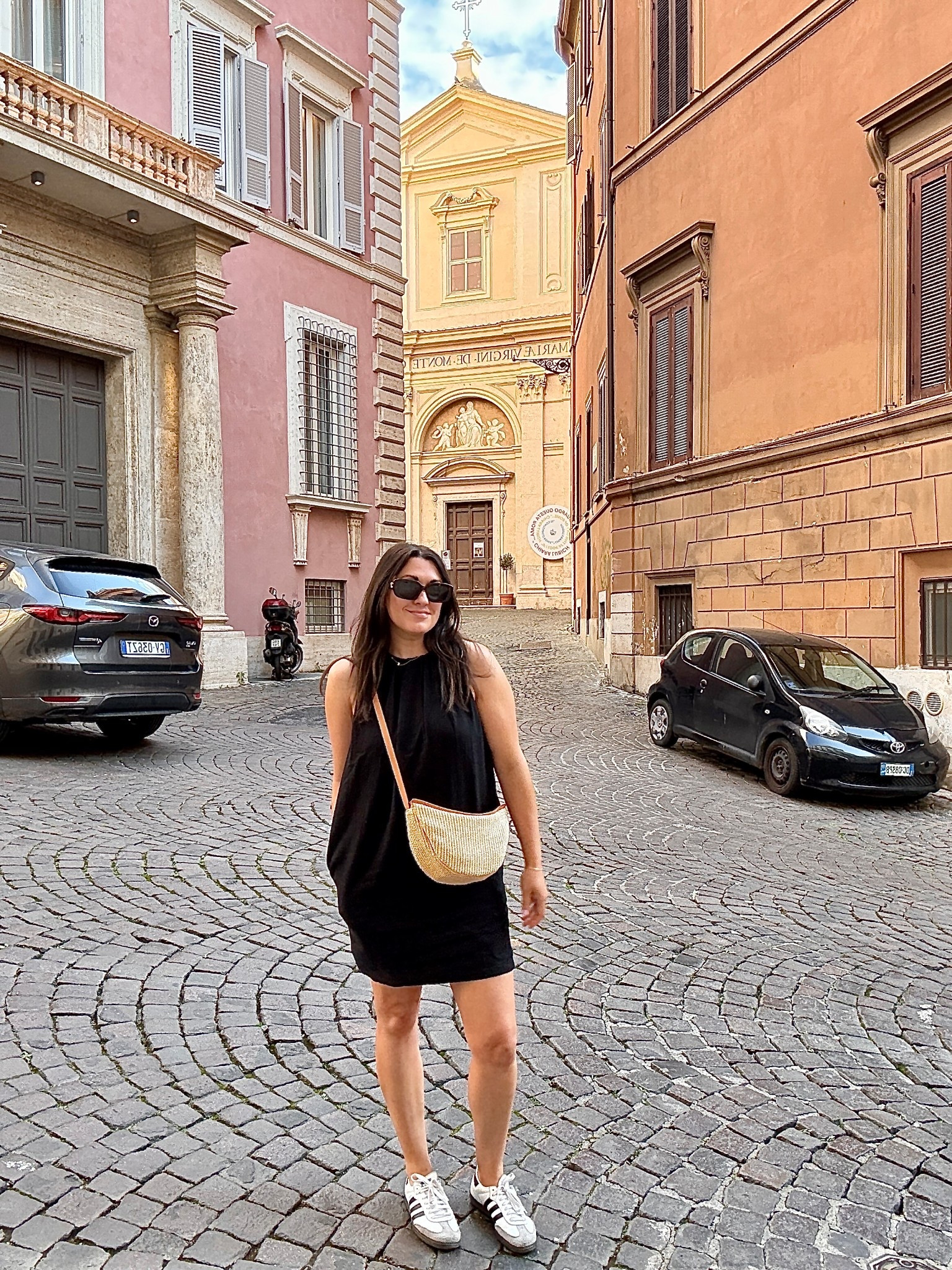 Daytime outfit for touring Rome



#LTKTravel #LTKMidsize #LTKFindsUnder100