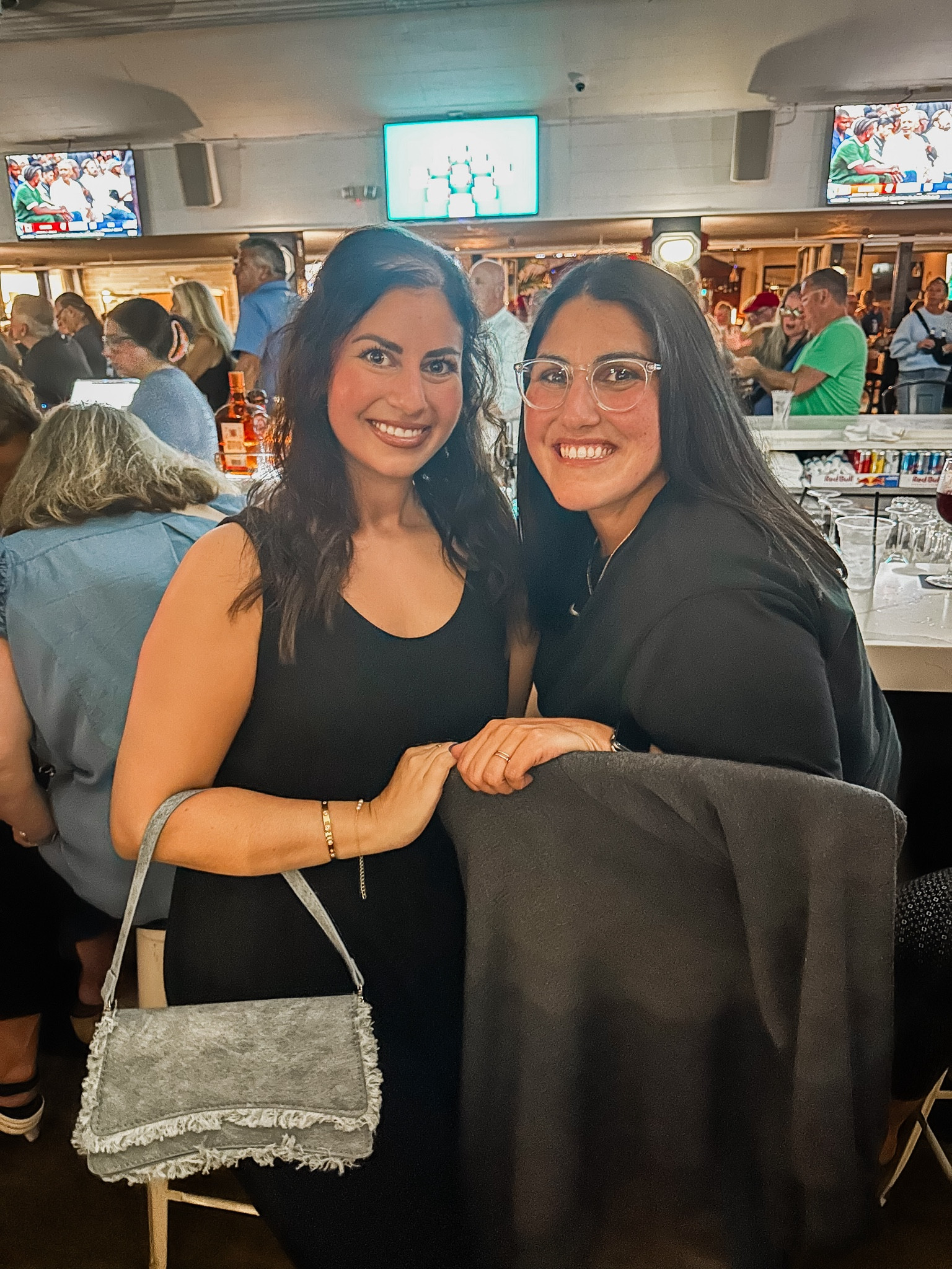 Summer night out fitt ! The jumpsuit is sold out from BP so I linked a similar one  