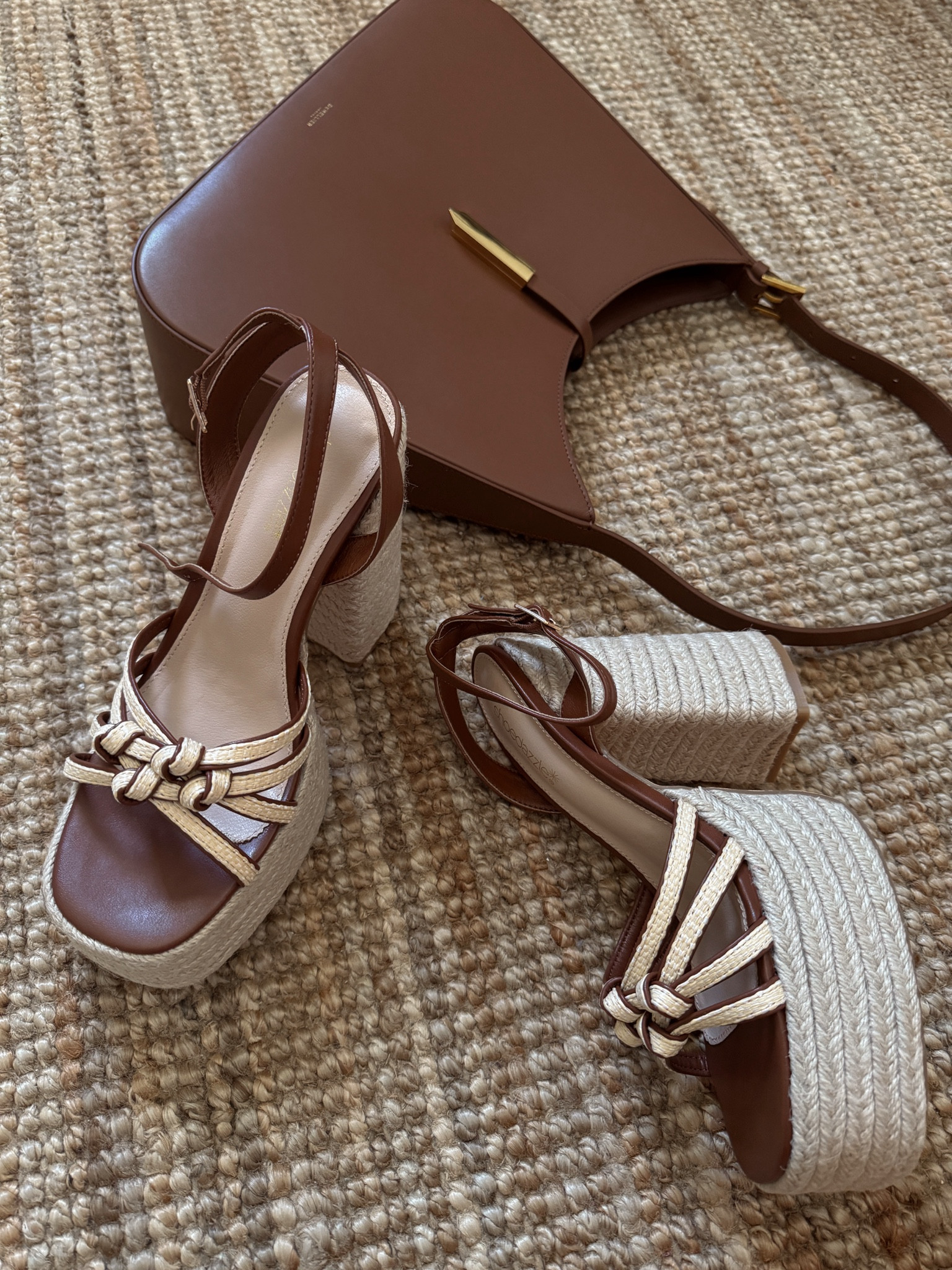 I like these accessories a latte 🤌🏼☕️

#LTKStyleTip #LTKItBag #LTKShoeCrush