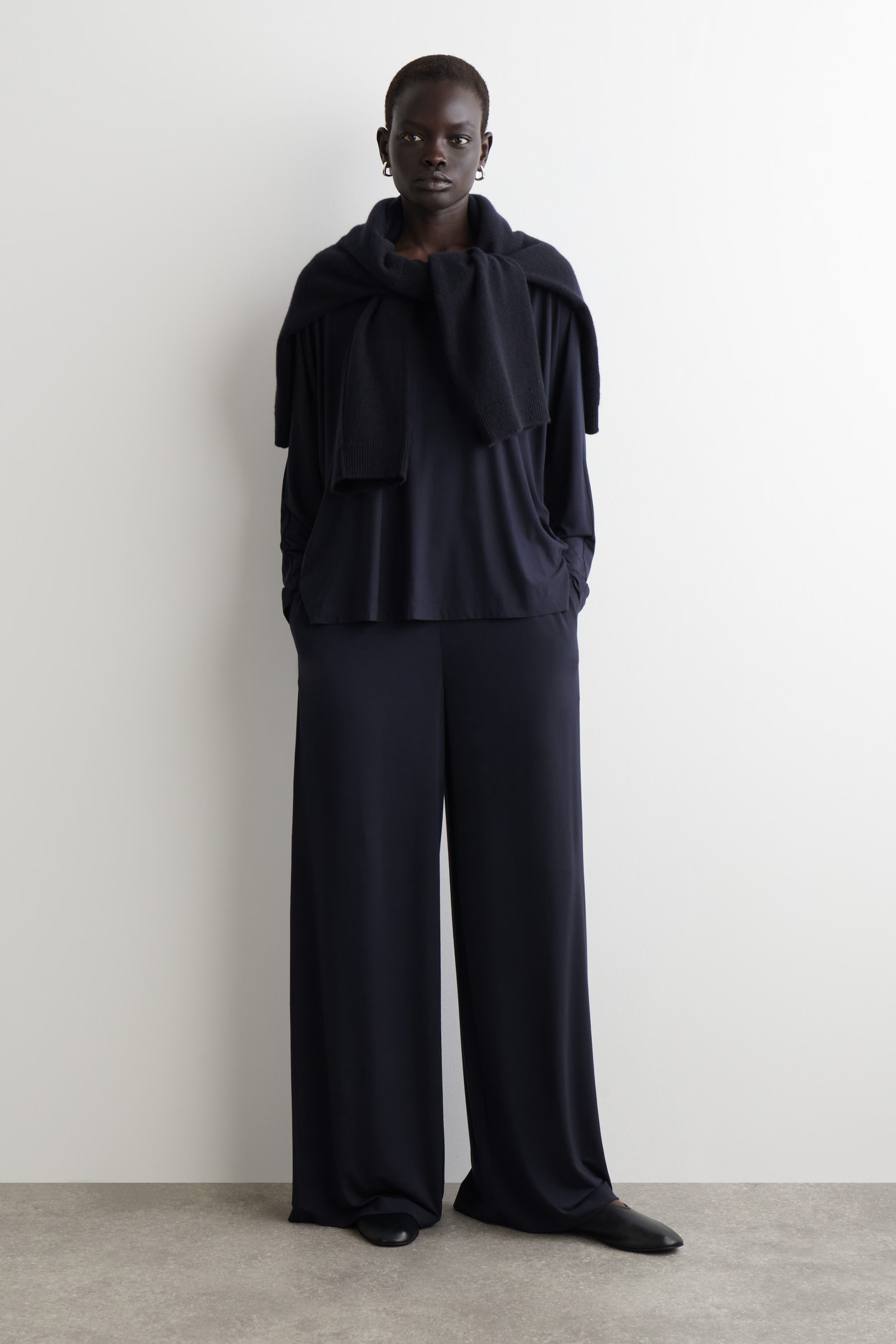 FLUID JERSEY WIDE-LEG TROUSERS - NAVY | COS US | COS (US)