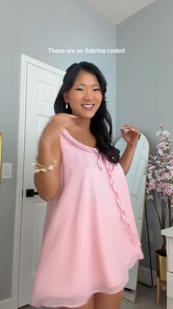 The cutest pajama set has arrived! ✨ I love the feminine ruffle details and how soft and breathable they are. I'm wearing a size medium, and the fit is perfect!