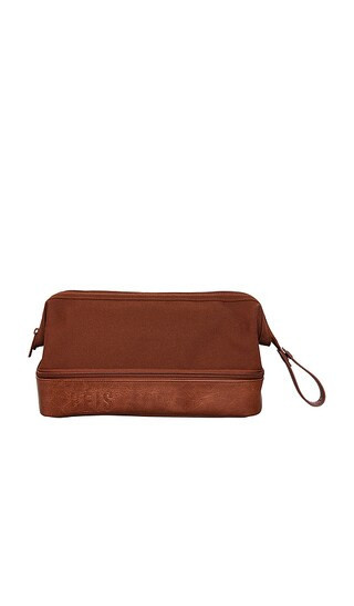 BEIS The Dopp Kitt in Brown. | Revolve Clothing (Global)