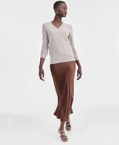 100% Cashmere Women's V-Neck Long-Sleeve Sweater, Macy's Exclusive | Macy's