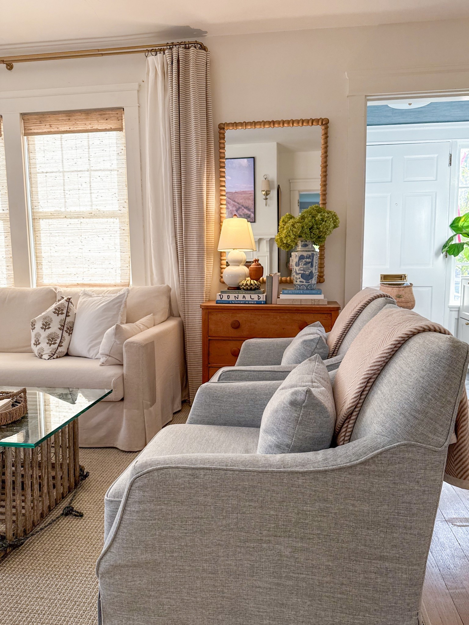 Living room swivel chairs 

#LTKHome #LTKSaleAlert