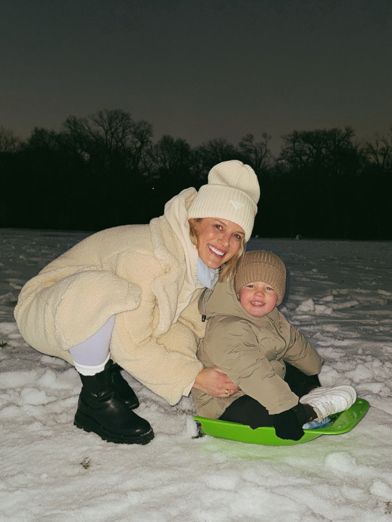 both of our Zara coats linked 🤎🤎