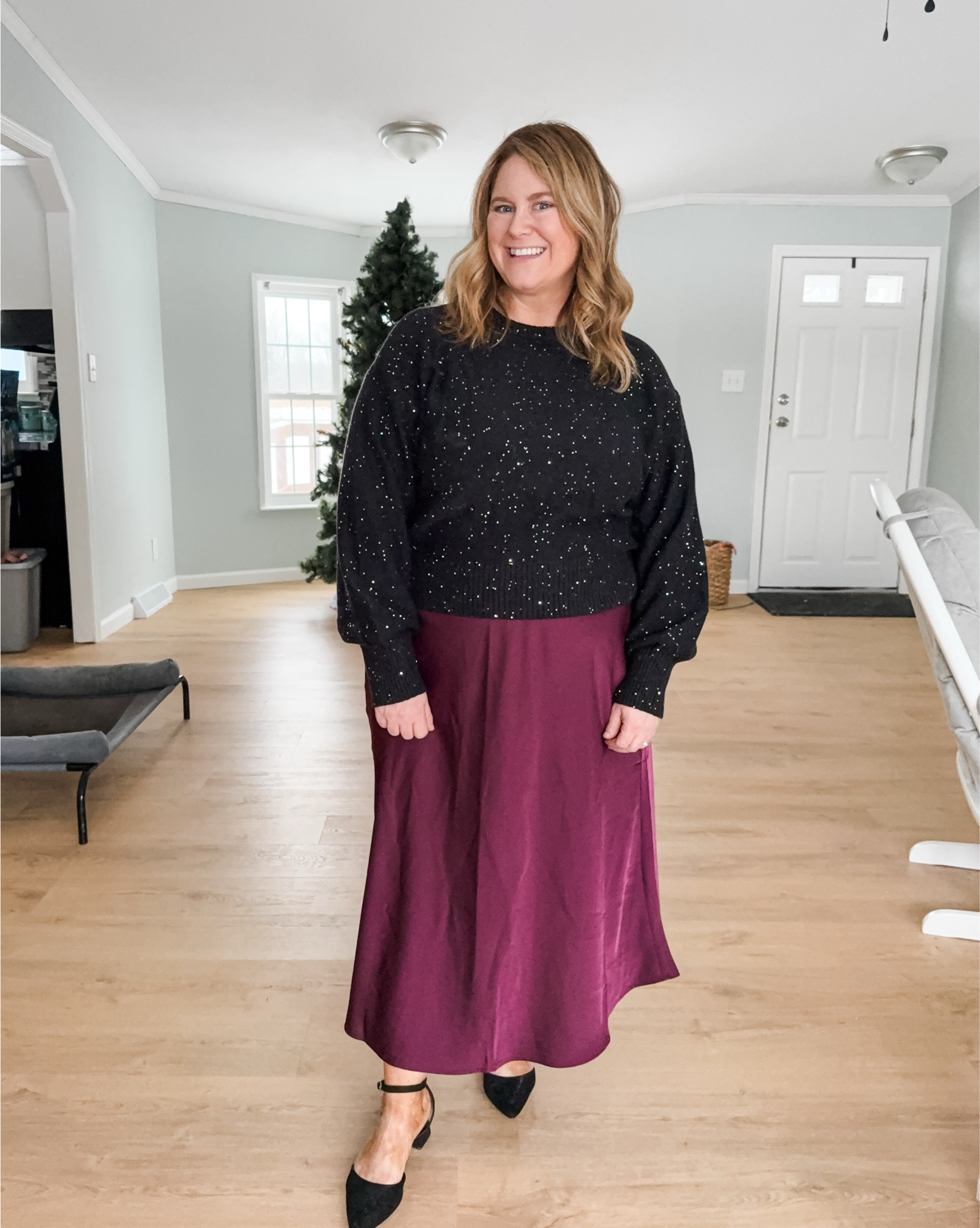 Old Navy holiday outfit ideas - almost all 40-50% off!

Some items are almost sold out (sequin sweater, wrap sweater & eyelash short sleeve sweater) so I also linked similar 

Sizing:
All tops large except satin top (XL) and eyelash sweater (XL)
Pixie pants - 16 petite 
Jeans - 14 petite 

Sizing:

#LTKHoliday #LTKSaleAlert #LTKMidsize