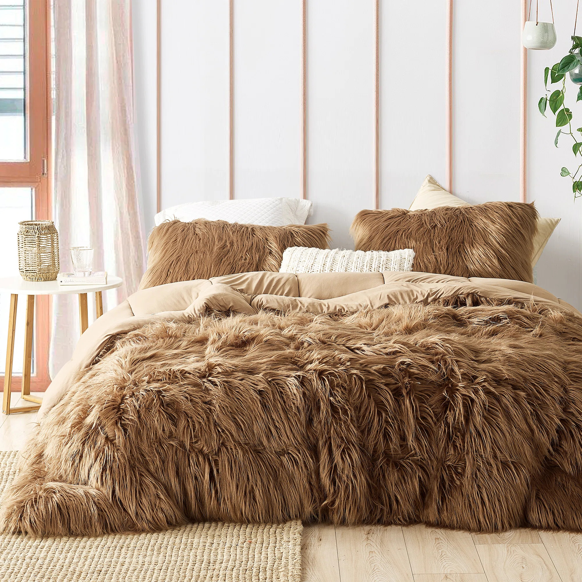 Grizzly Bear Coma Inducer Faux Fur Oversized Comforter Set | Wayfair North America