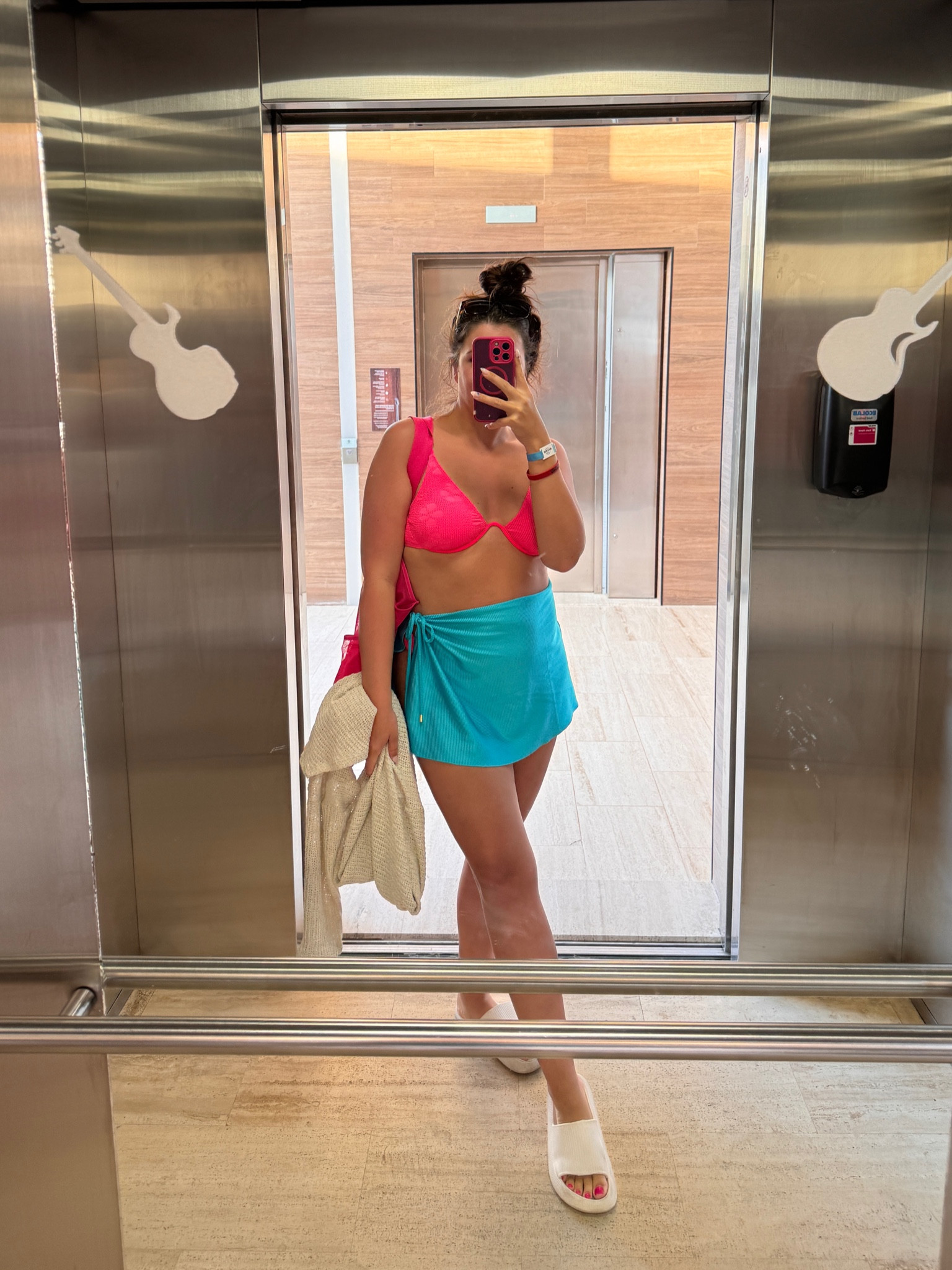 This pink swimmy is cheeky and so cute! Such a fun color and texture. I can’t find a link to this sarong anywhere but it was Aerie outlet.

#LTKSwim #LTKMidsize