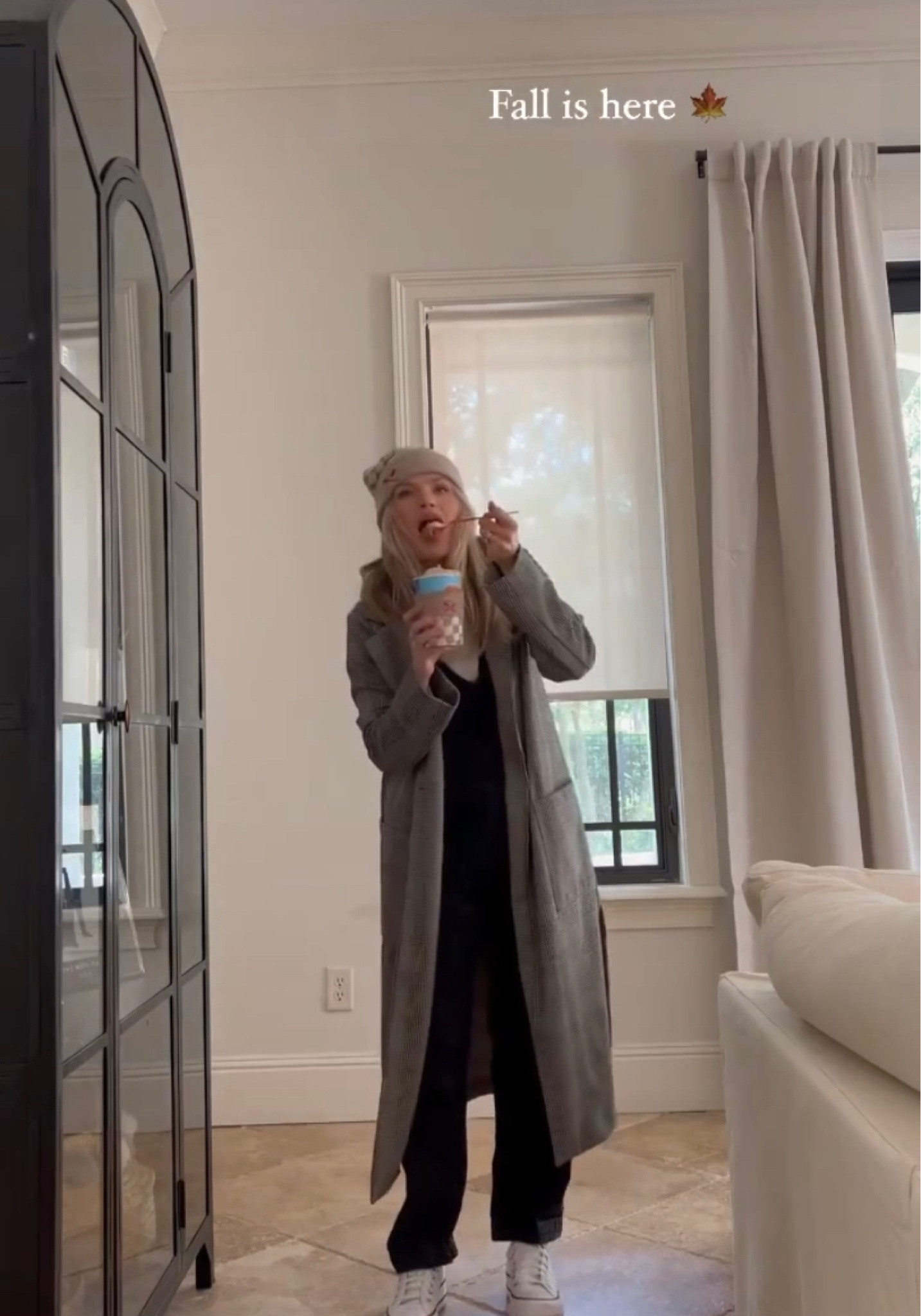 Fall is here! 🦇🤍

fall outfit l fall inspo l long  jacket 