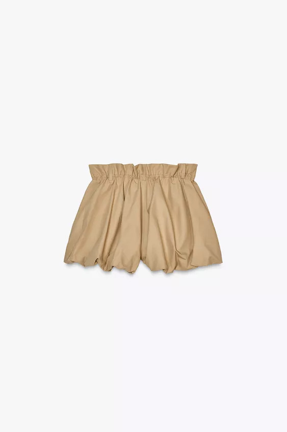 ZARA WOMAN COLLECTIONMid-rise shorts made of a cotton blend yarn with 17% linen. Front pockets. B... | Zara US