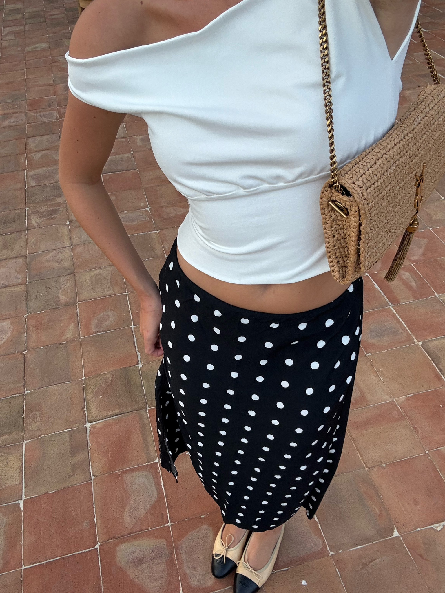 polka dot skirt, off shoulder white top + chanel ballet flats ftw 

#LTKtravel #LTKfindsunder100 #LTKstyletip