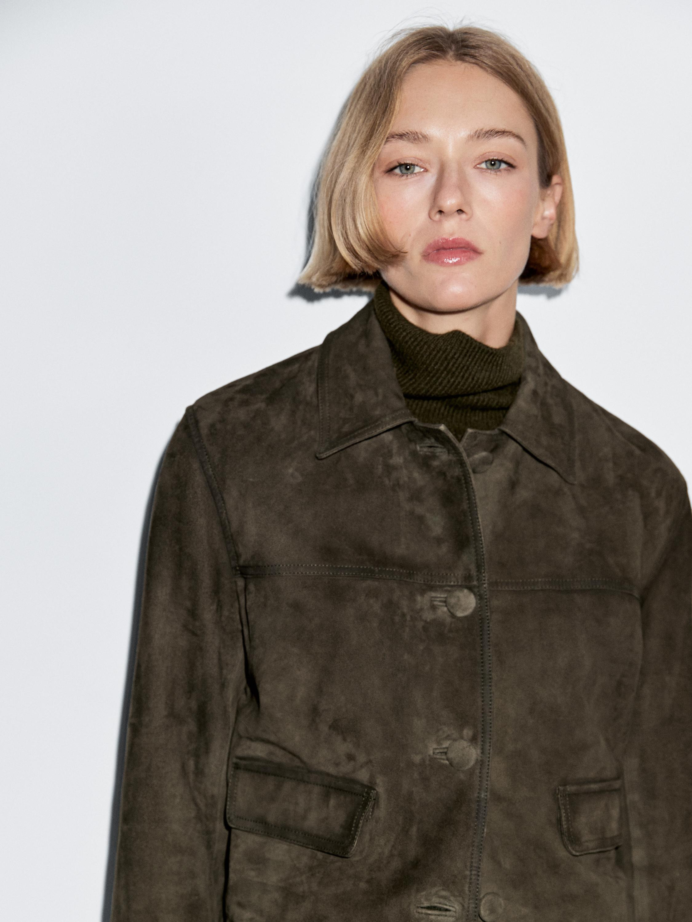 Wildlederjacke mit bezogenen Knöpfen | Massimo Dutti DE