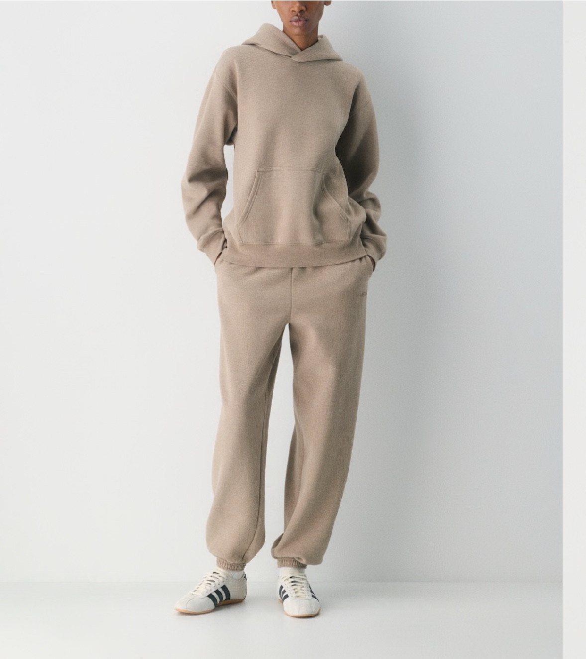 Aritzia sale picks from my teen and me 

#LTKSaleAlert #LTKootd #LTKCyberWeek