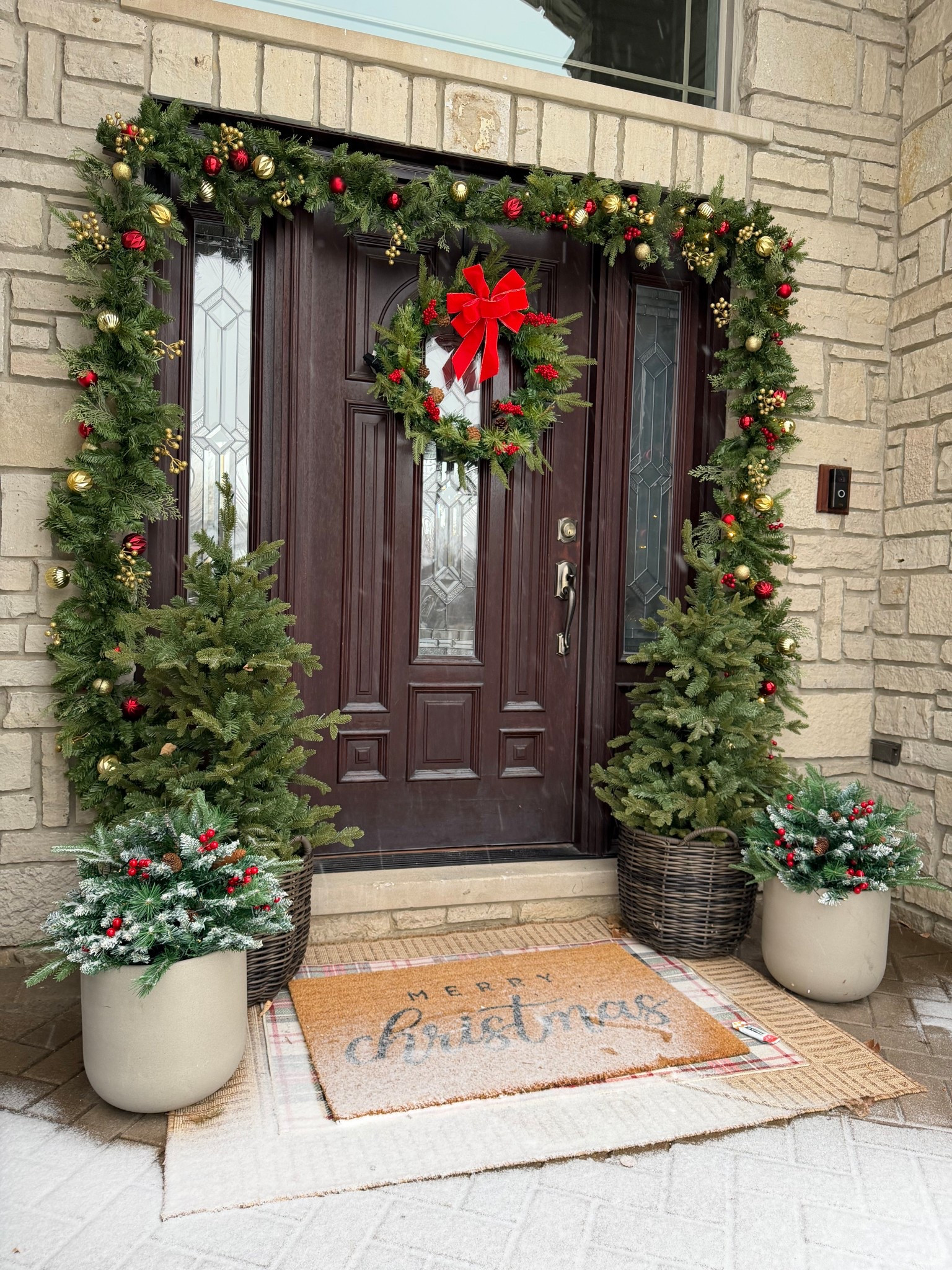 Holiday Front Porch all decorated! 

#LTKHoliday #LTKSeasonal #LTKCyberWeek