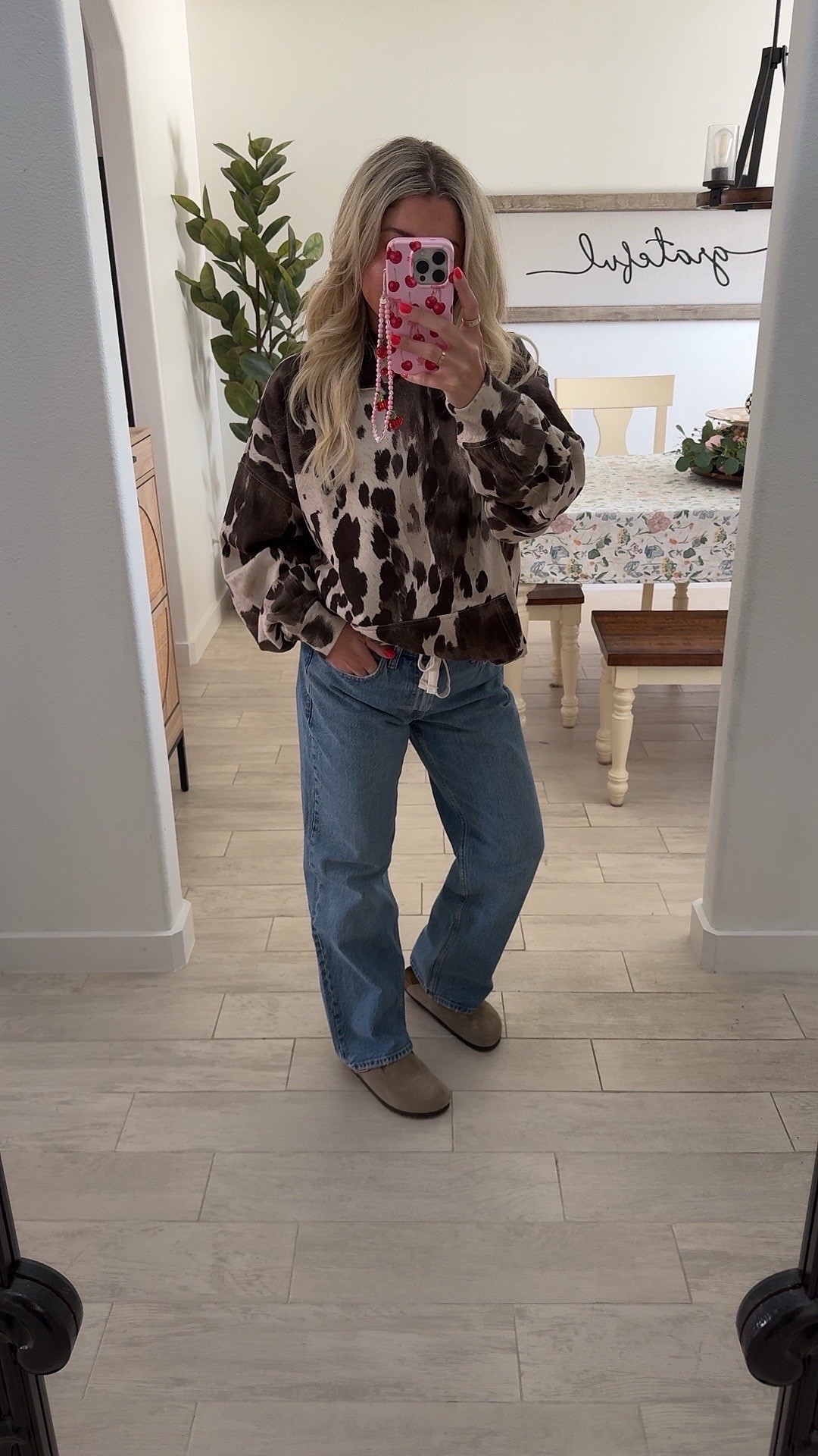 Outfit on sale
Popover hoodie large
Jeans 26 short
Birkenstock clogs tts
Abercrombie outfit 

#LTKootd #LTKSaleAlert