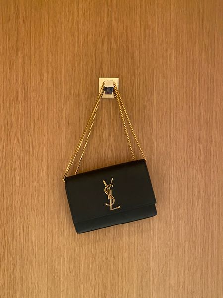 The most versatile and most worn bag I own 🖤✨

#LTKHoliday #LTKitbag #LTKstyletip