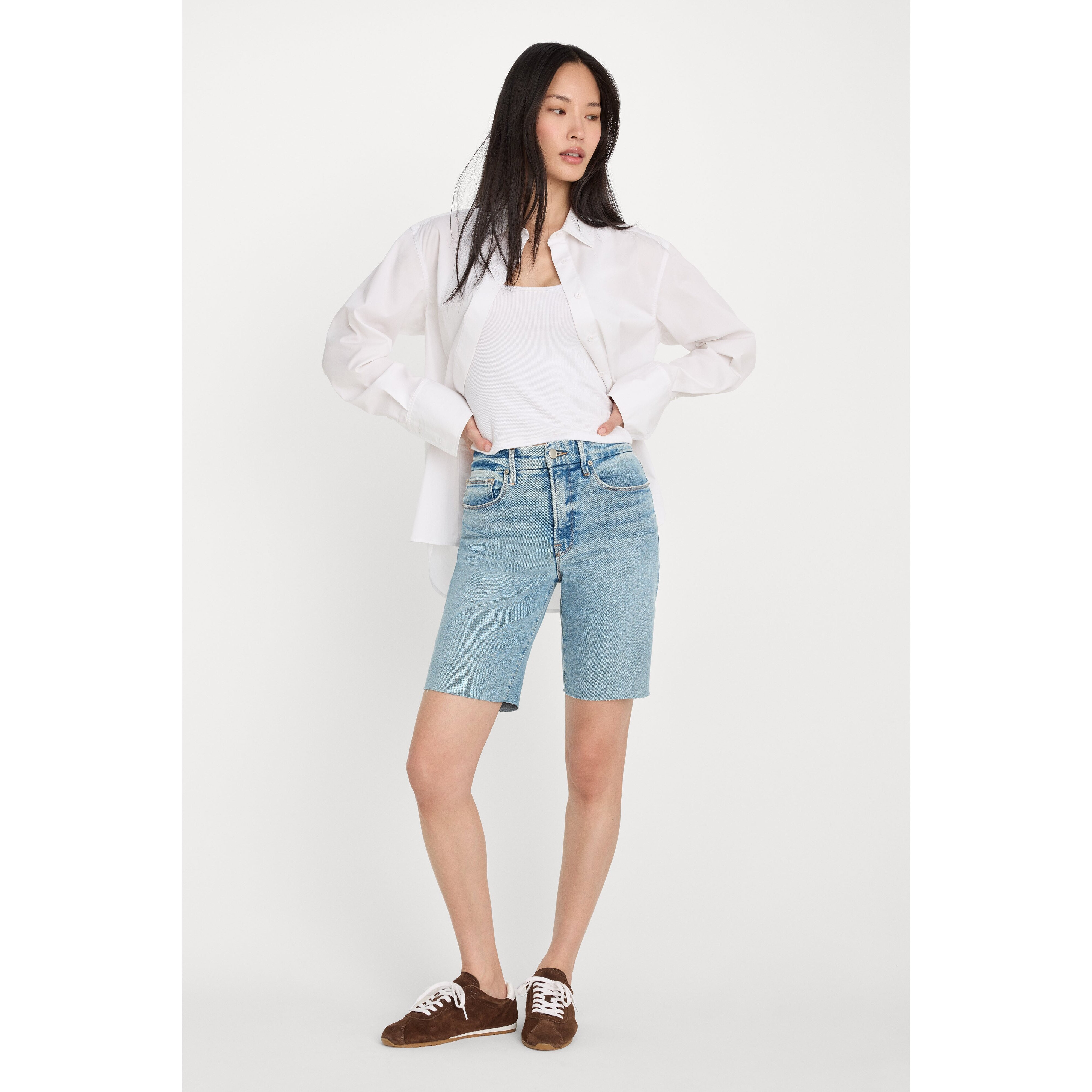 Women's Good Boy Bermuda Shorts Jeans | Indigo, Size 00 | Good American by Khlo� Kardashian | Good American