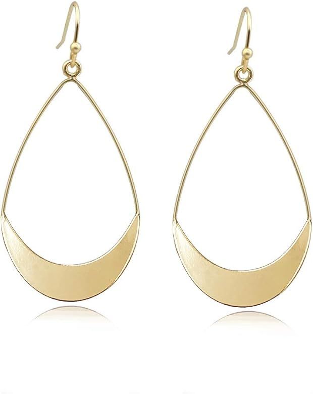 Amazon.com: Lightweight Dangle Earrings Simple Earrings Gold Teardrop Earrings for Women: Clothin... | Amazon (US)