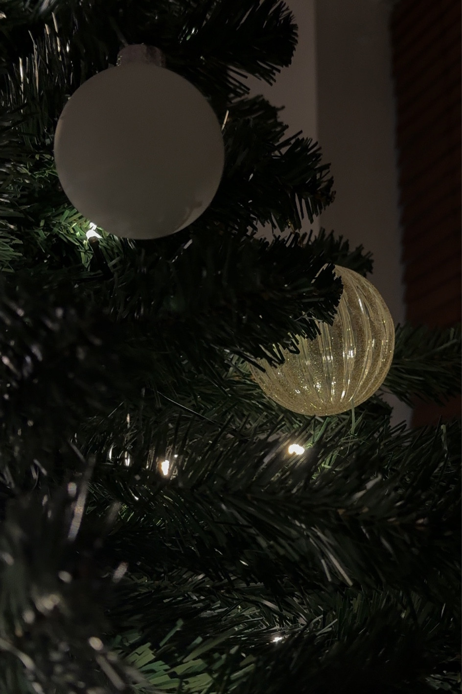 Minimal christmas tree baubles Inspo🎄✨

#LTKSeasonal #LTKhome #LTKHoliday