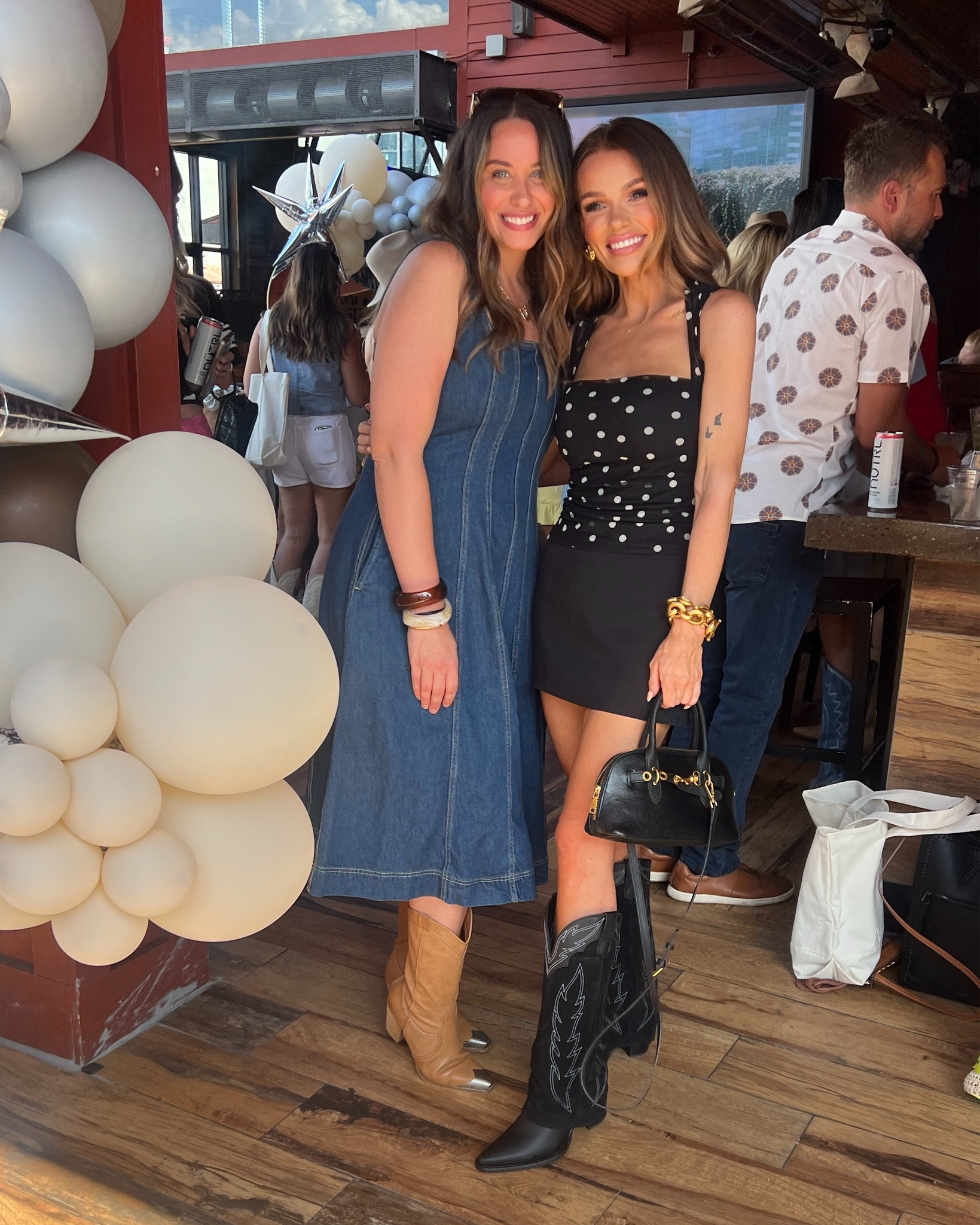 What I wore in Nashville 

Top size XS
Skirt size XXS

#LTKStyleTip #LTKParties #LTKSeasonal