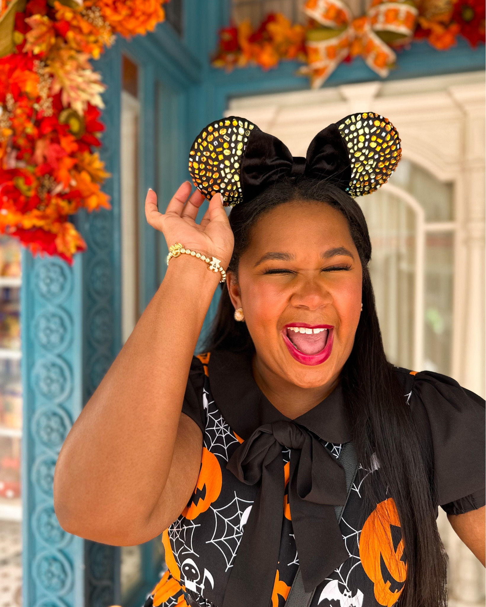 Keeping it very demure & BOO-tiful in these new Disney x @baublebar ears 😉🎃 The collection is a whole vibe this year AND they have a Pisa Bracelet that’s perfect for my normal stack 🥲 What are you getting??! 

Disney Halloween x BaubleBar #halloween #halloweenjewlery #disneyhalloween #baublebar 

#LTKFindsUnder50 #LTKSeasonal #LTKFindsUnder100