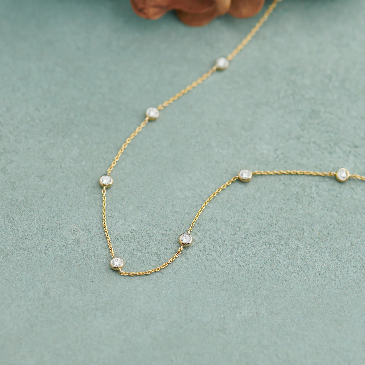 Station Necklace|14K Gold Vermeil Lab Grown Diamond |HYOU | Hyou Fine Jewelry