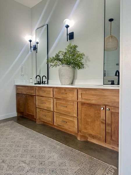 Master bath links! 

Large vase is hobby lobby. Stain is one coat weathered oak and early American 

Home decor, home diy, home Reno, Home Depot, master bathroom, master bath ideas 

#LTKHome #LTKFindsUnder50