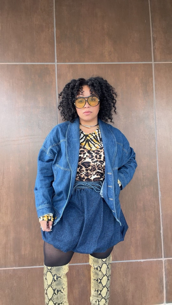 
This look really challenged my perspective-it made me ask was my body type right for it? In the end, I stuck to my guns and tried it ANYWAY.

Hope you’re mixing prints on this lovely weekend of celebration . Thats REALLY the first step to evolving your wardrobe. 😜



#LTKootd