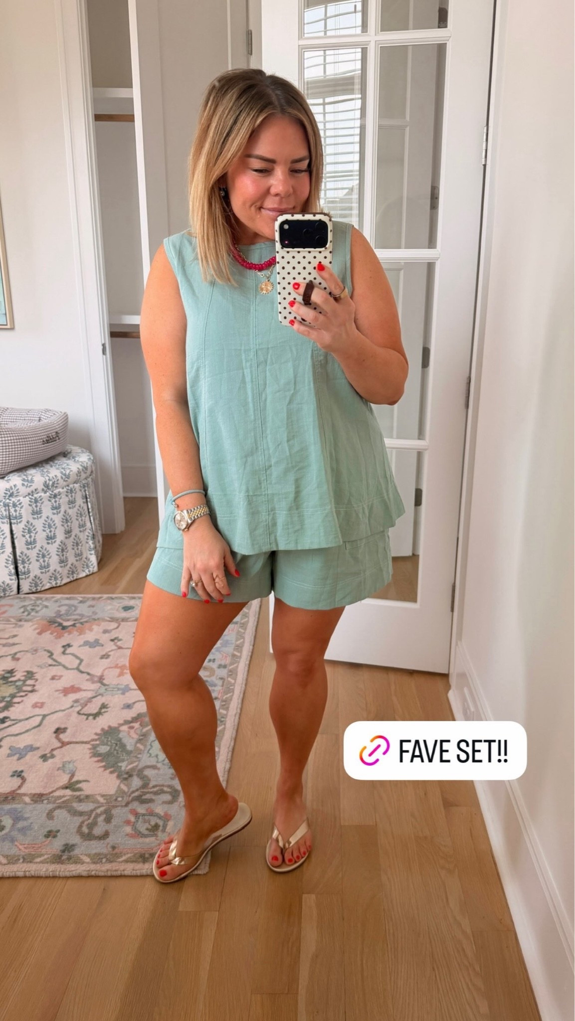 This cotton linen set is great for any occasion - grabbing coffee, carpool pickup, or just running errands!

#LTKgrwm #LTKmomlife #LTKootd