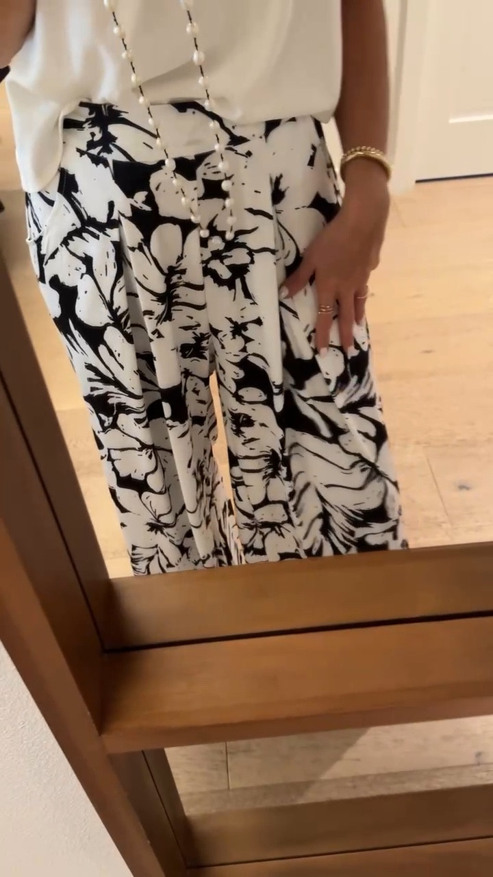 Love these flowy pants! I’m just shy of 5-7” wearing the size small and the top is from a matching linen set, wearing the size small #stylinbyaylin #amazon  

#LTKTravel #LTKootd #LTKgrwm