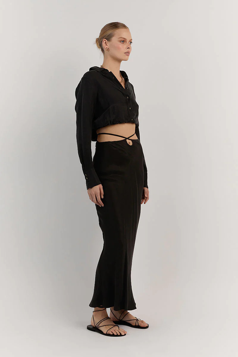 MIA BLACK CROPPED SLEEVED SHIRT | DISSH