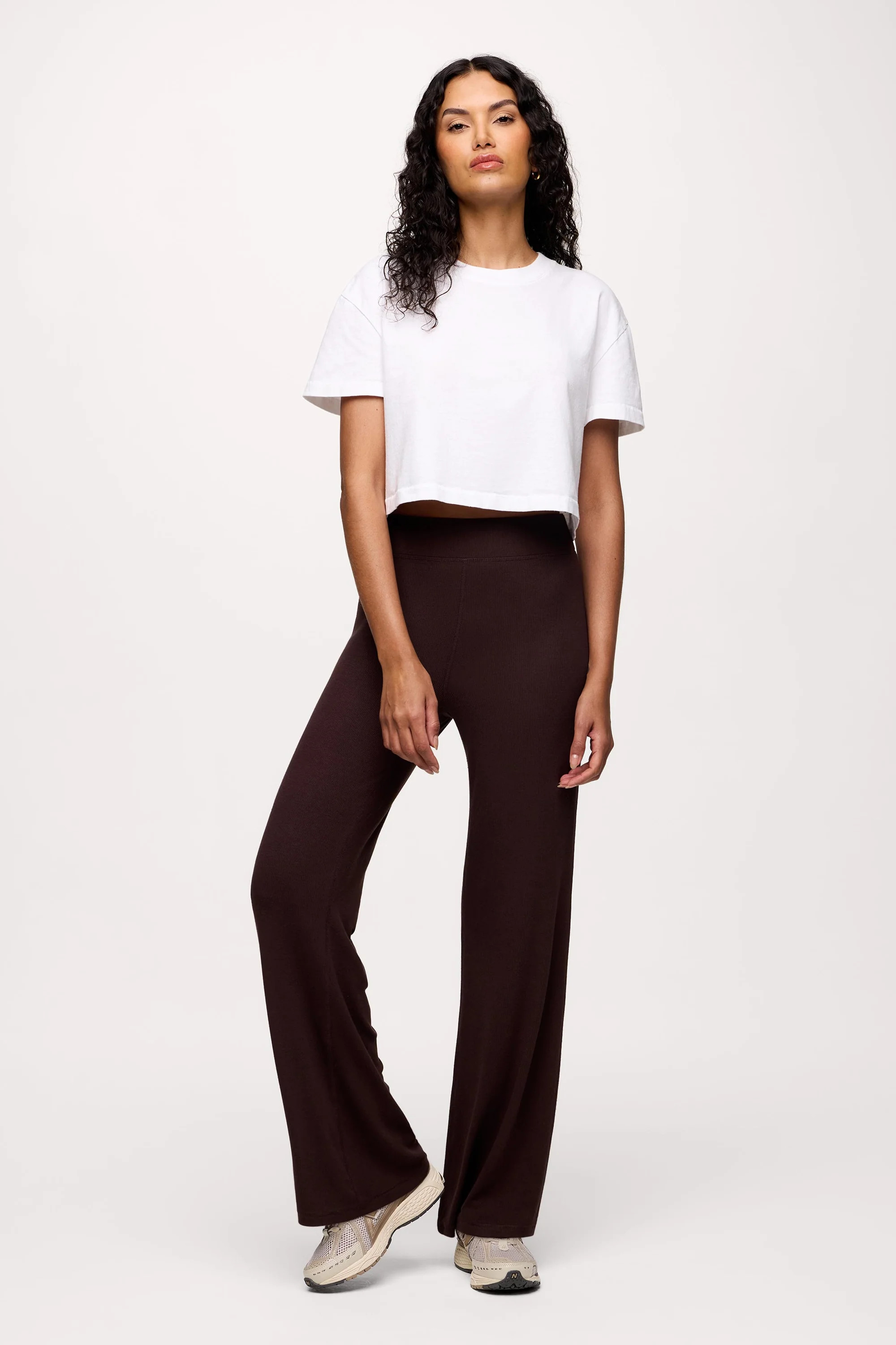 Slinky Rib Streamline Pant | Espresso | nuuds