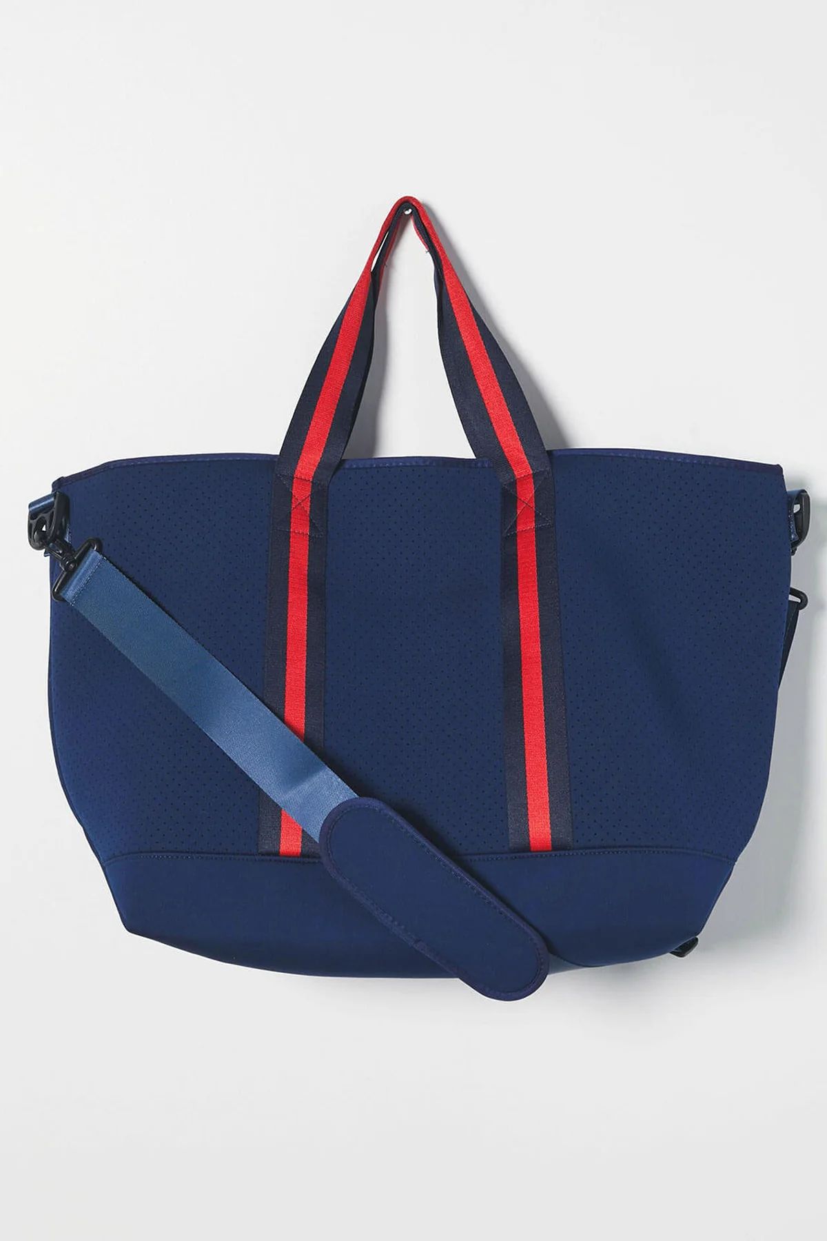 Navy Neoprene Weekender | Social Threads