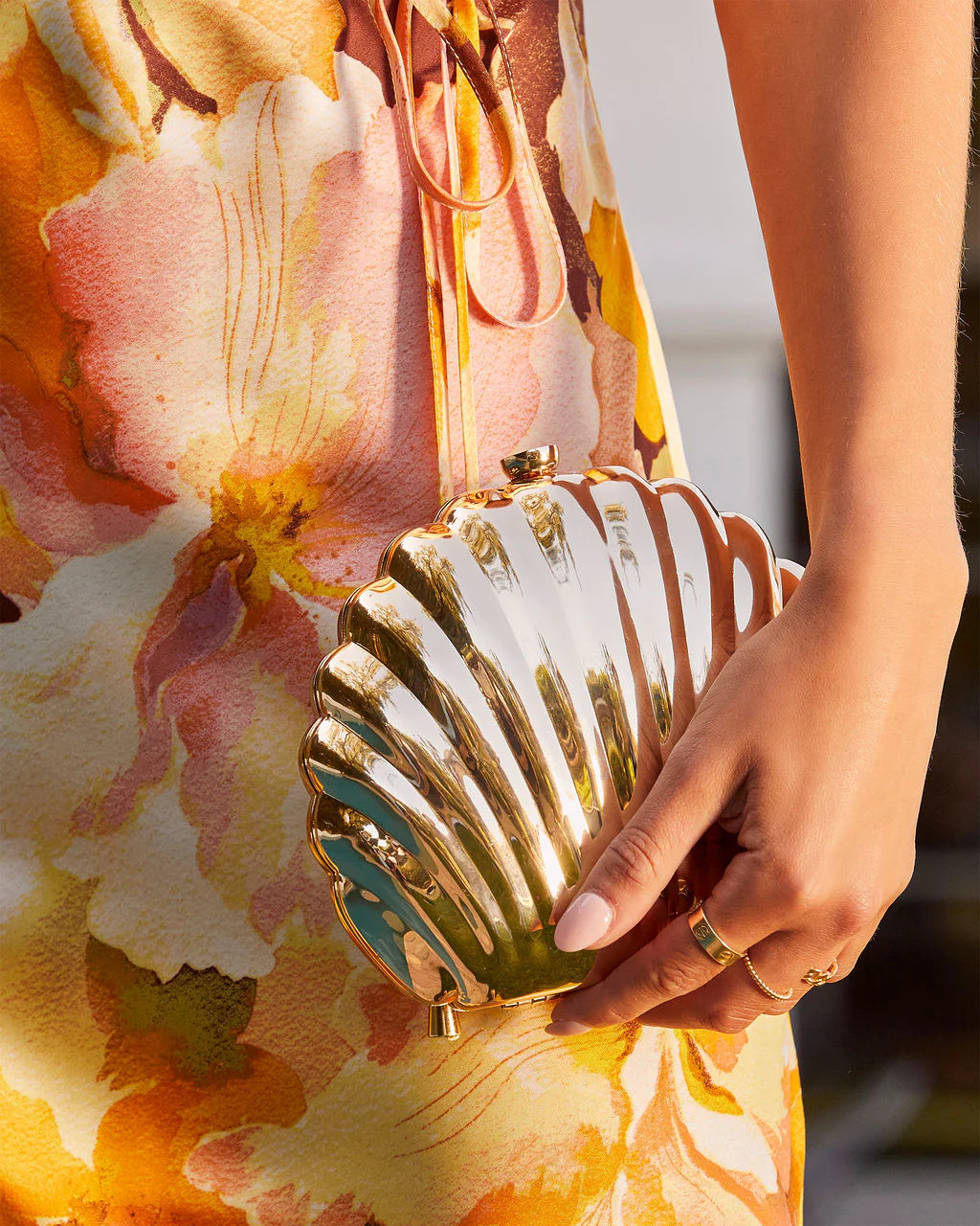 Gold Coast Shell Clutch | VICI