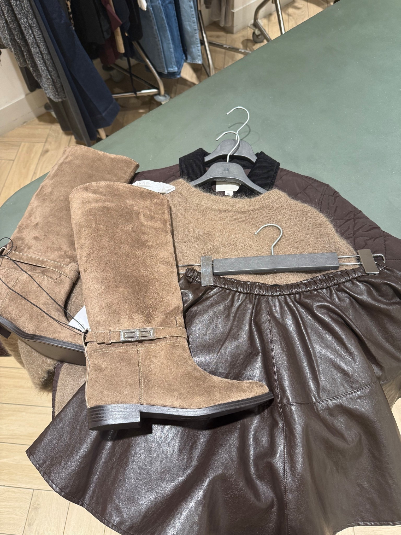 NEW IN H&M🤎🤎🤎
Tags: faux leather flare mini skirt chocolate brown mohair knit jumper sweater knee high boots taupe corduroy quilted jacket city break styling chic women’s style capsule wardrobe colour combination 

#LTKautumn #LTKshoes #LTKstyletip