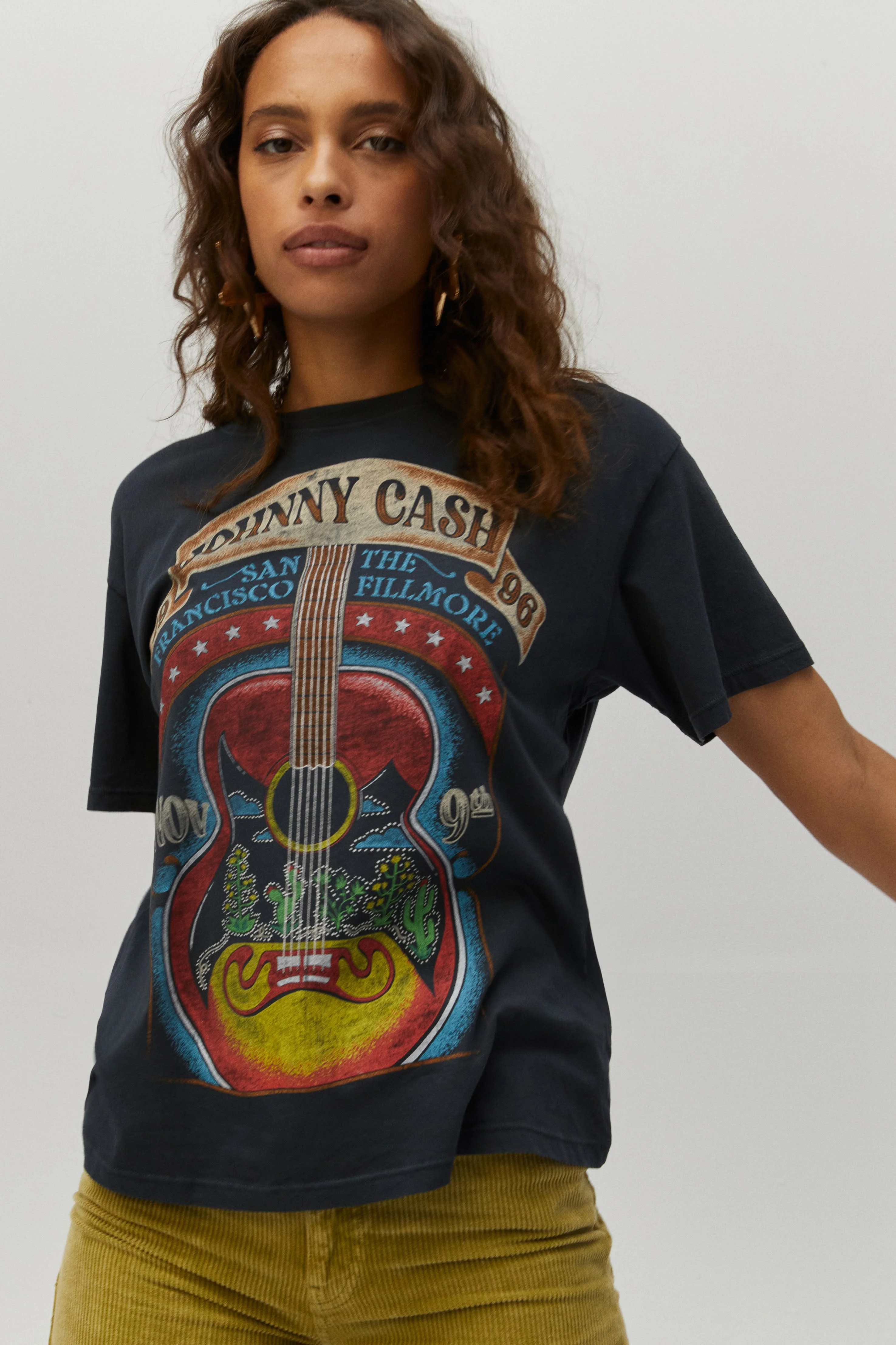Johnny Cash Fillmore Show Boyfriend Tee | Daydreamer