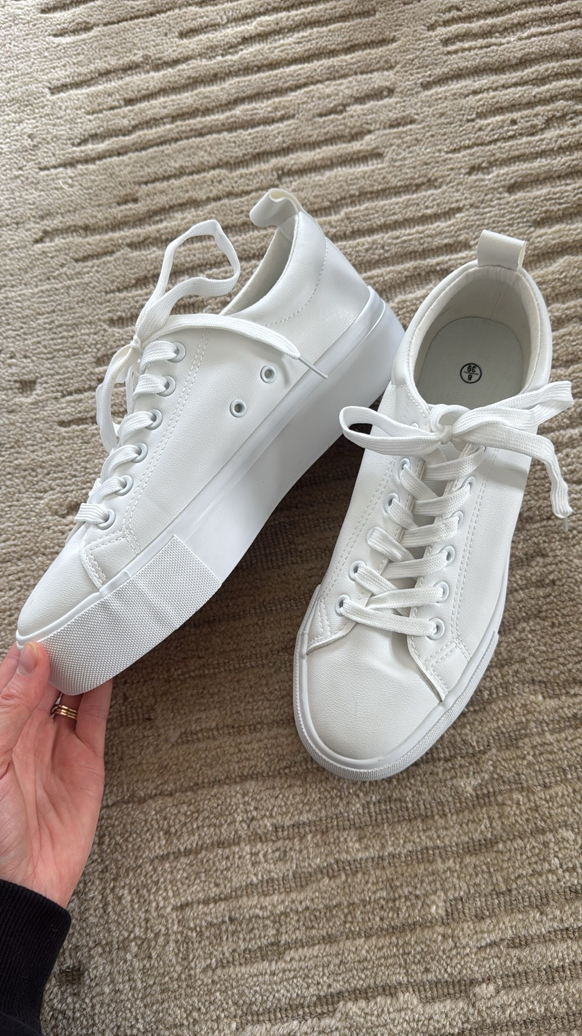 Amazon platform sneaks $27